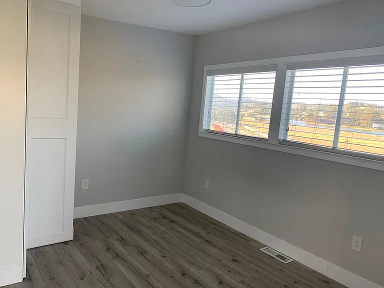 195 Morning Sun Ave — Photo 13