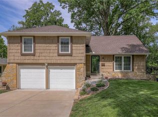 9524 Lowell Ave, Overland Park, KS 66212
