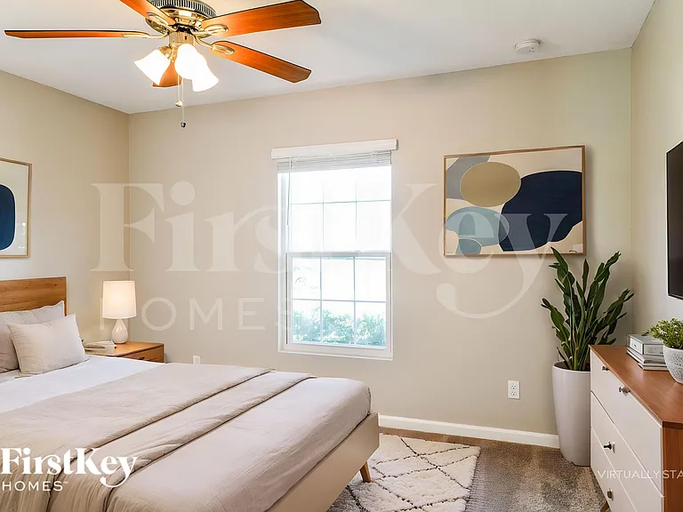 1082 SW Bianca Ave — Photo 9
