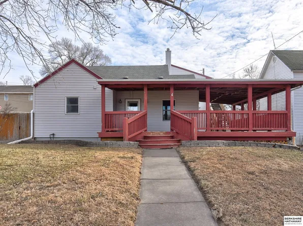 410 Walnut St, Louisville, NE 68037