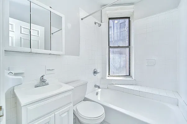 Rented by Living New York | media 15