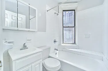 Rented by Living New York