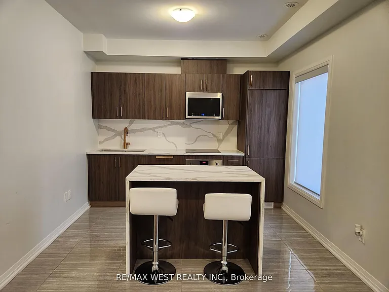 1165 Journeyman Ln #215 — Photo 3