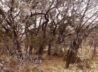 1090 Whitetail Dr, Johnson City, TX 78620