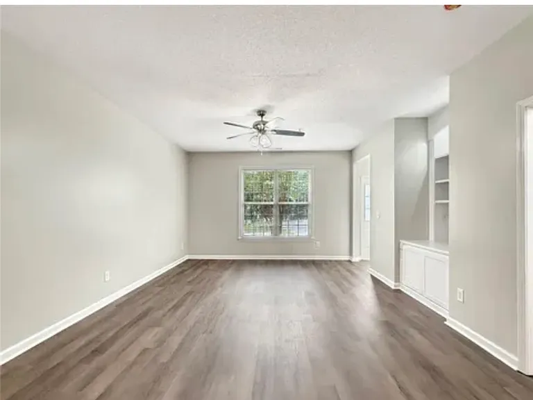 137 Riverstone Commons Cir #137 — Photo 5