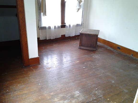 5th image of 321 South St