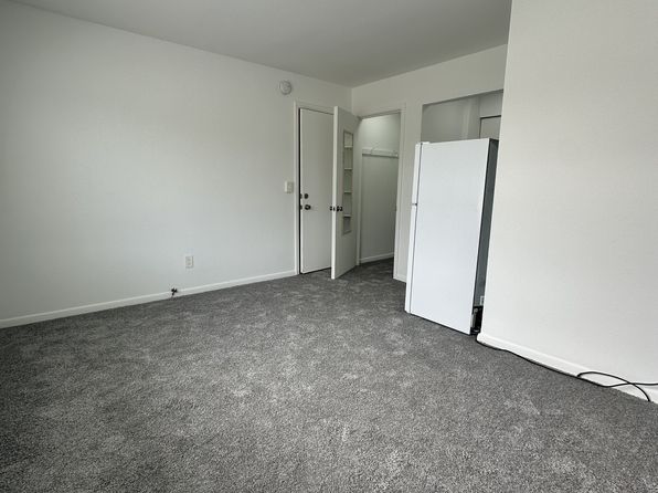 28721-28727 Jefferson Ave #C1