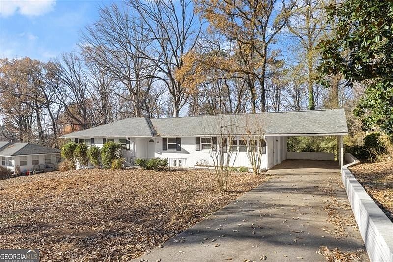 1st image of 2352 Elmwood Cir SE