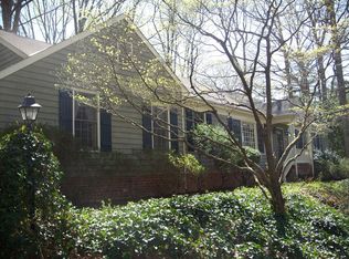 7815 Surreywood Dr, North Chesterfield, VA 23235
