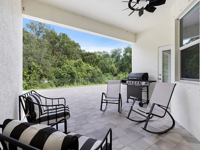6590 Barbados Ct — Photo 25