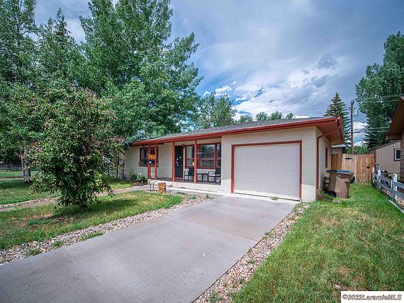2nd image of 1719 Spring Creek Dr