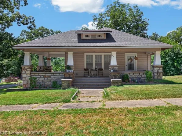403 W Avenue E St, Heavener, OK 74937