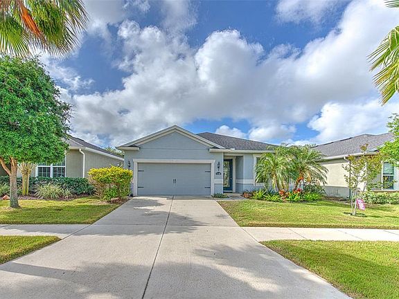 3rd image of 11130 Spring Point Cir