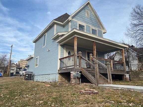 3rd image of 748 Sandusky Ave