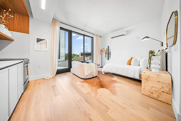 570 Fulton Street #14D