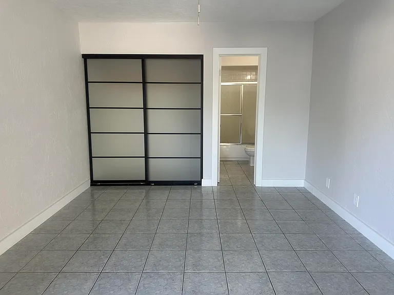 6109 SW 30th St #3 — Photo 14