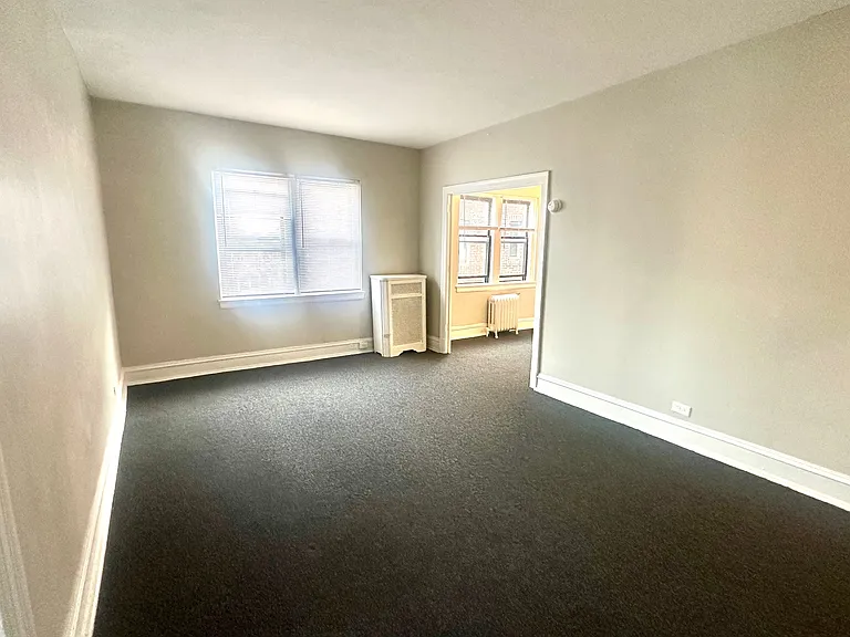 Elizabeth Manor — Photo 13