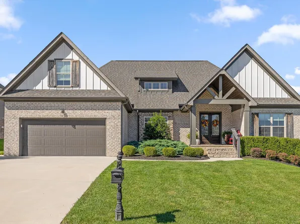 10947 High River Dr, Soddy Daisy, TN 37379