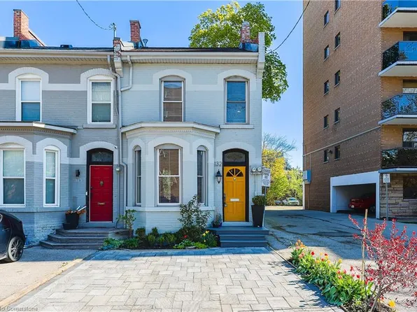 132 Charlton Ave W, Hamilton, ON L8P 2C6