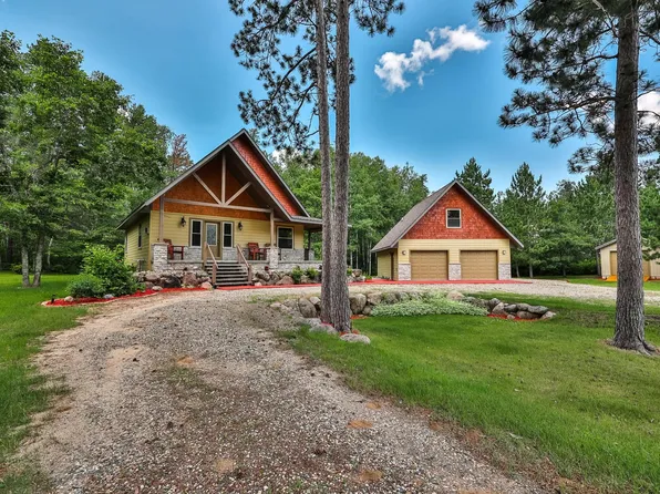 45 Larch Ave, Menahga, MN 56464