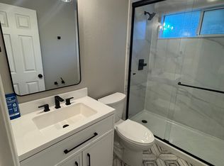 2043 Venus Dr #2, Sacramento, CA 95864