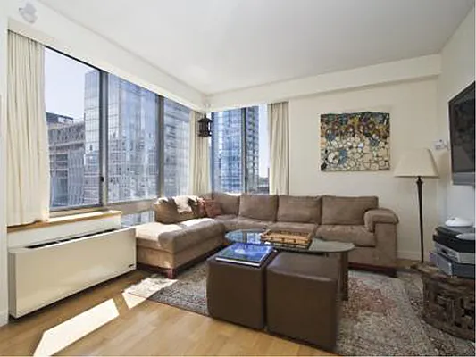 Rented by Sotheby's International Realty | media 27