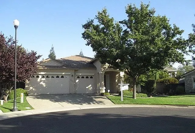 225 Rock Creek Ct — Photo 1