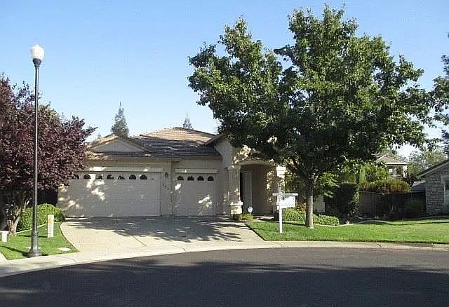 1st image of 225 Rock Creek Ct