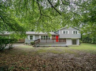 8500 Peach Tree Dr, Sanford, NC 27330