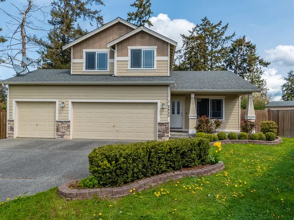 2450 SW Navigator Loop, Oak Harbor, WA 98277