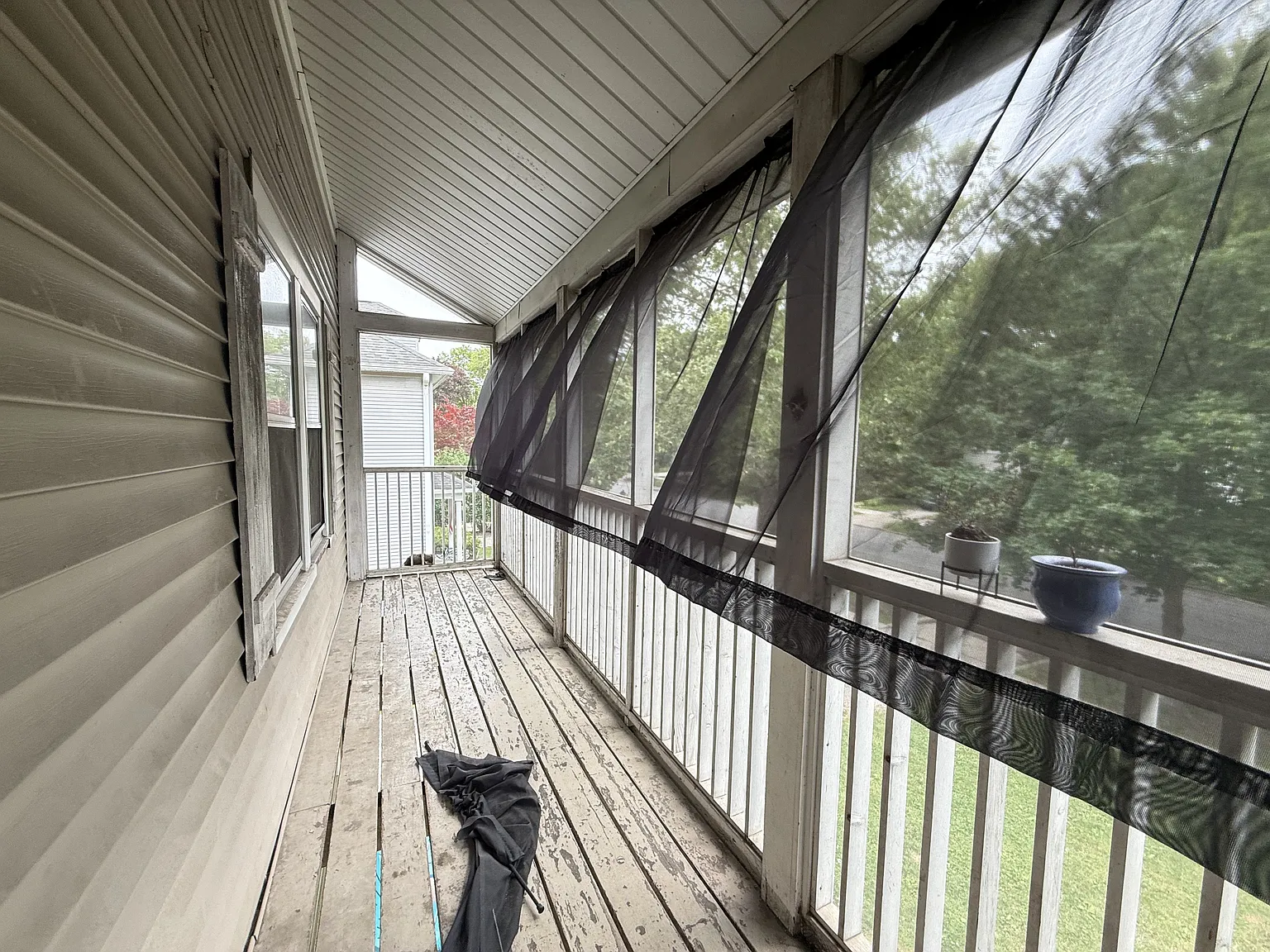 1514 Golden Avenue - 2 — Photo 3