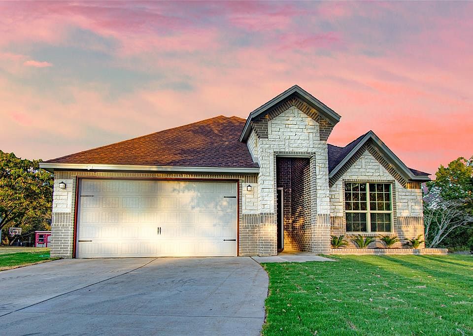 1st image of 321 Billingslea Dr