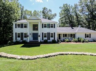 16 Bridle Path Rd, Andover, MA 01810
