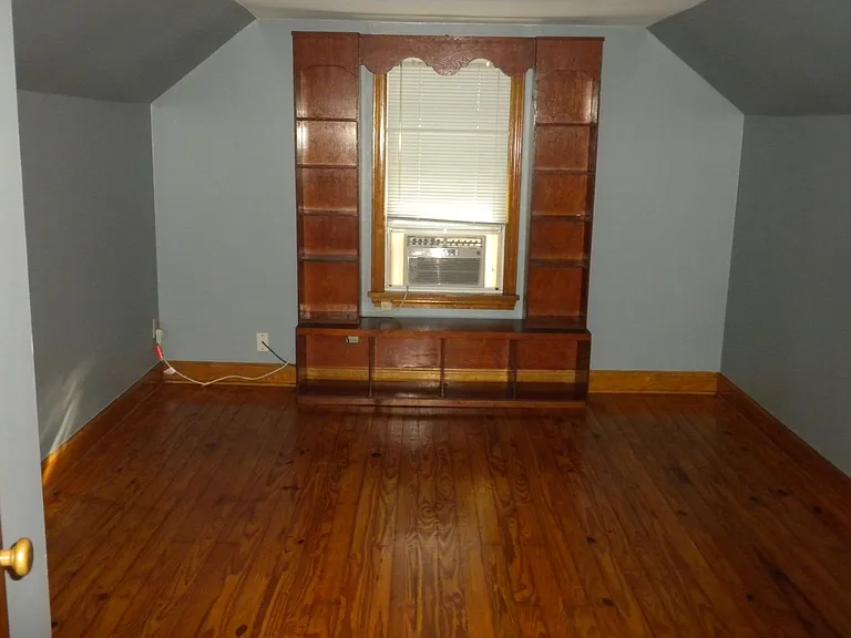 1038 Parkway Dr — Photo 31