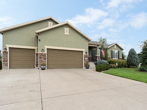 3rd image of 1319 S Thoroughbred Cir