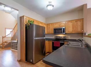 2109 Linden Trl, North Mankato, MN 56003