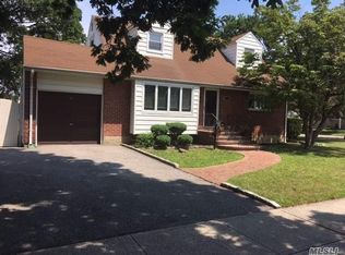 263 N Michigan Ave, North Massapequa, NY 11758