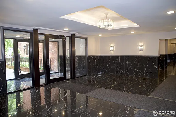 Rented by Oxford Property Group | media 42