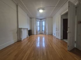430 60th St, Brooklyn, NY