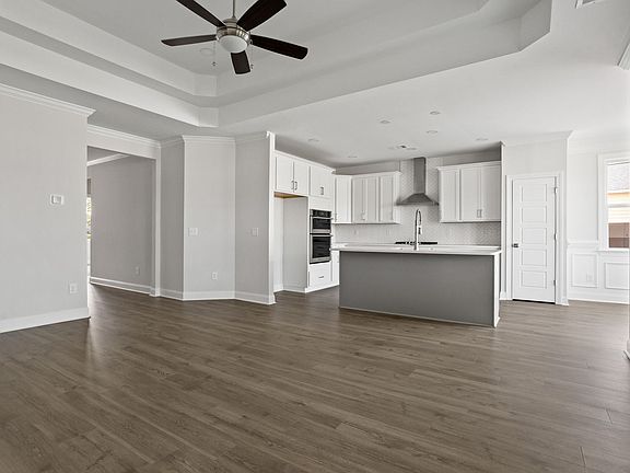 5th image of 114 Bucklick Creek Ct