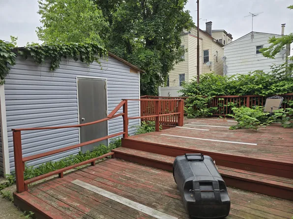 222 Danforth Avenue image 17 of 18