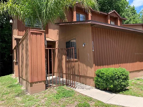 5754 SW 8th Pl Photo 1