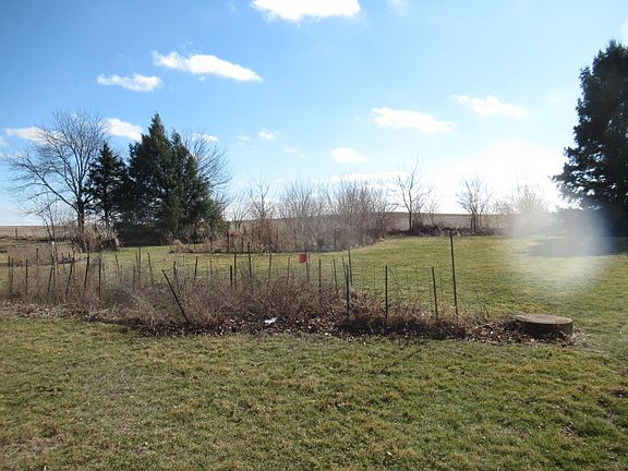 5th image of 153 Lake Rd