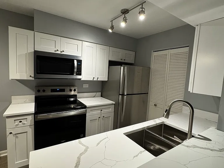 633 Virginia Rd #214 — Photo 5