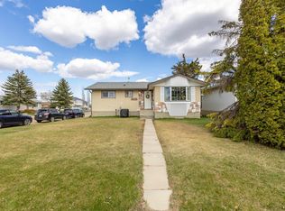 10379 108th Ave, Westlock, AB T7P1J2