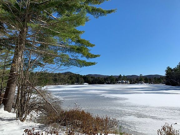 4th image of 28 Oregon Pond Dr