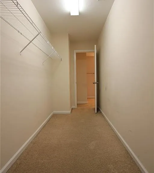 2132 Greencrest Cir — Photo 37
