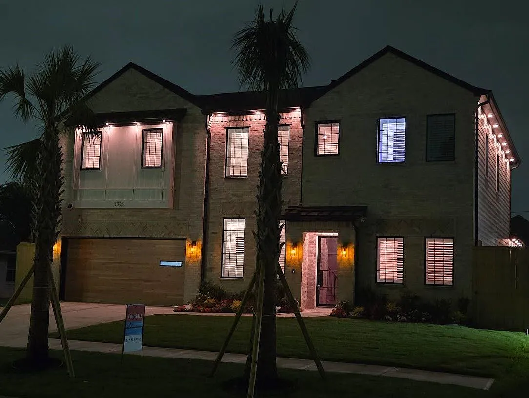 5 bed, 5.0 bath, 4100 sqft, $7,700 — Photo 3