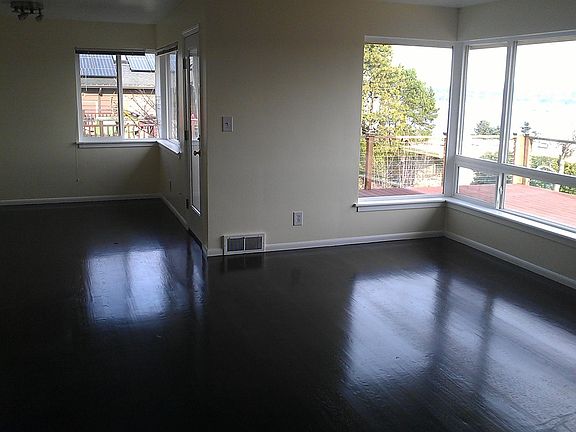 2nd image of 14316 37th Ave NE APT A