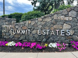 1000 Paradise Rd N #1N, Swampscott, MA 01907